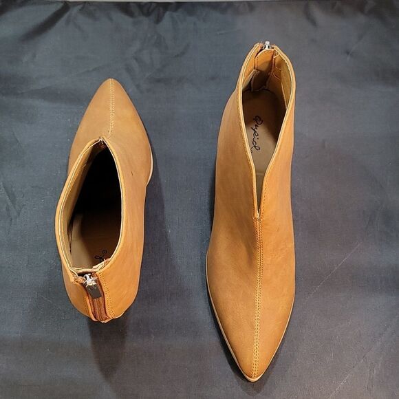 BRAND NEW QUPID POINTED TOE ANKLE BOOTIE - Picture 12 of 16